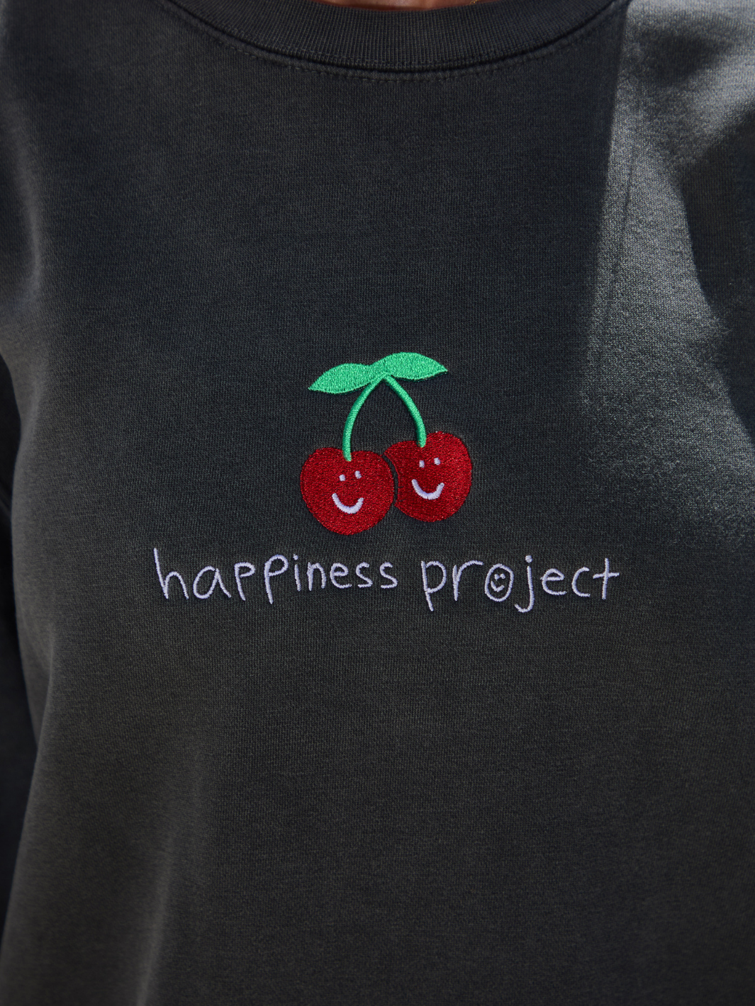 Cherry Crewneck - Pepper
