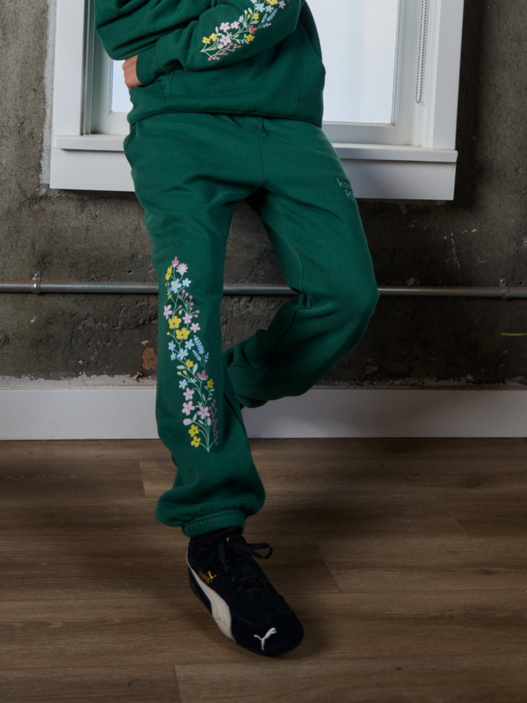 Wildflower Sweatpants - Dark Green